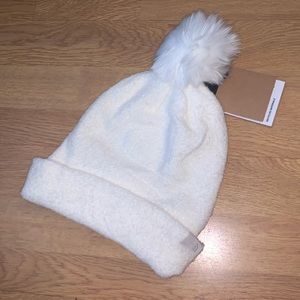 NWT The North Face City Plush Pom Beanie, Gardenia White